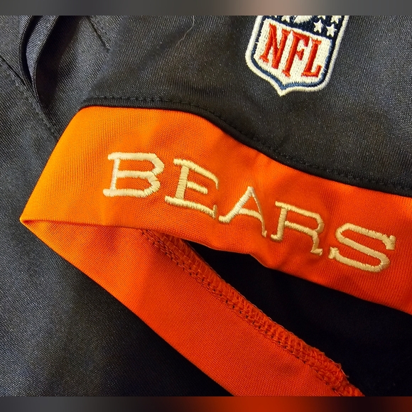 Chicago Bears Dark Blue Polo with Orange Trim. Size:S. - Picture 5 of 7